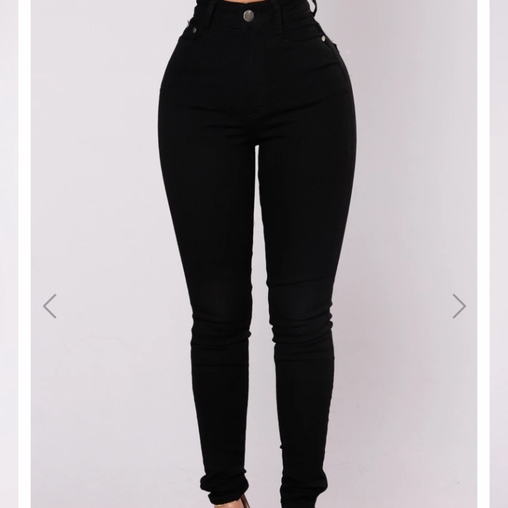 Fashion Nova Black High Rise Jeans